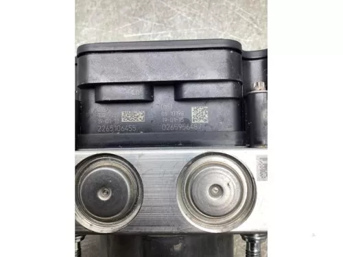 ABS Pomp-7913125 (18816414)