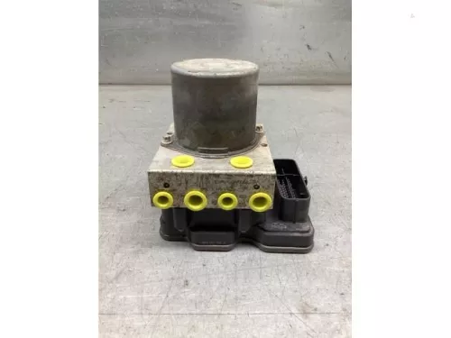 ABS Pomp-8150558