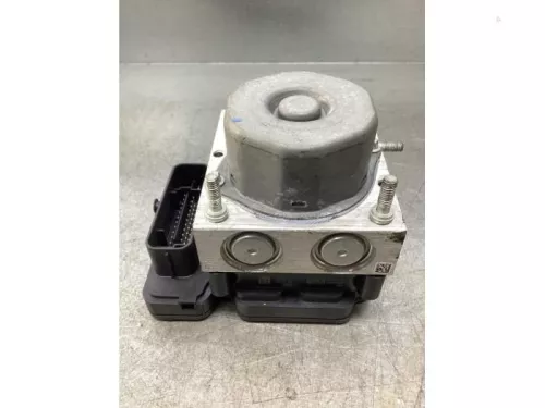 ABS Pomp-7867343 (18122749)