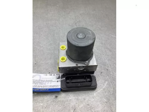 ABS Pomp-8280731
