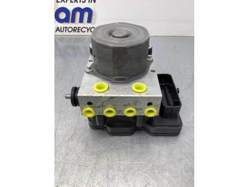 ABS Pomp-7434945