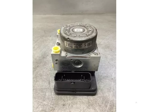 ABS Pomp-8277389 (22057969)