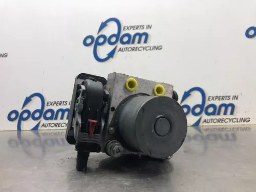 ABS Pomp-8147331