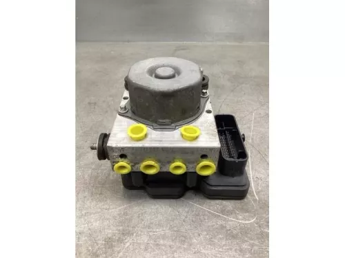 ABS Pomp-8137695 (21473837)