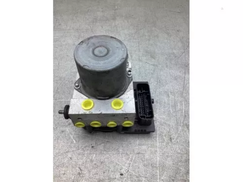 ABS Pomp-8203659