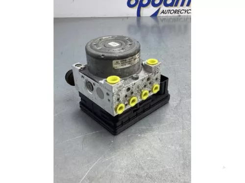 ABS Pomp-7852903