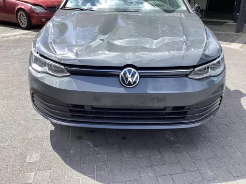Voorbumper-8219184