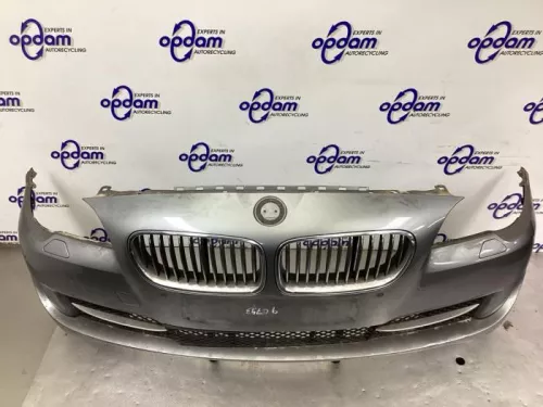 Voorbumper-8176358 (21047557)