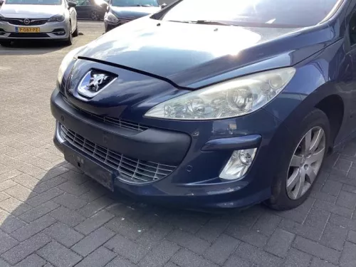 Voorbumper-8156779 (20304109)
