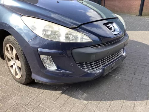 Voorbumper-8156779 (20304109)