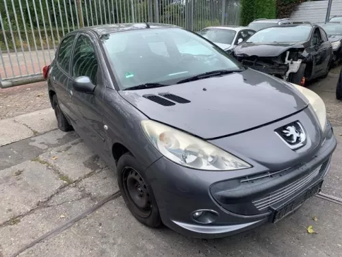 Voorbumper-8214855 (22593164)