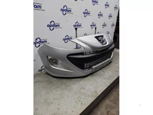 Voorbumper-8242724 (21775794)