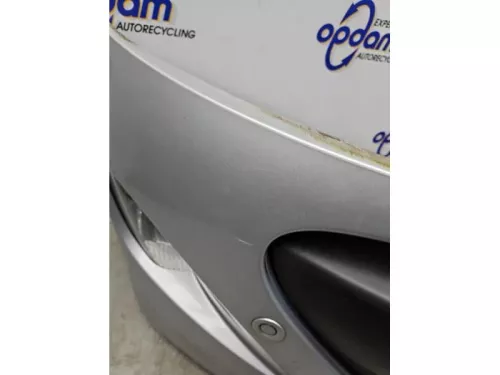 Voorbumper-8242724 (21775794)