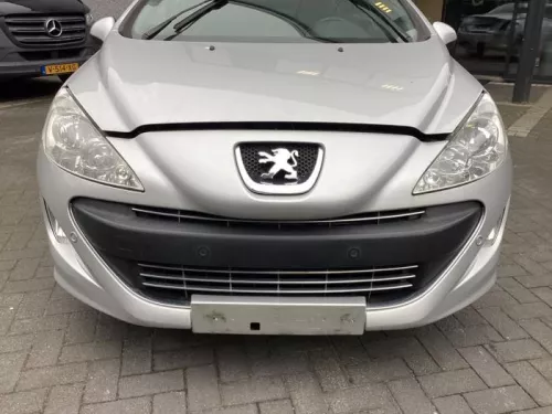 Voorbumper-8242724 (21775794)