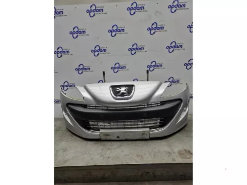 Voorbumper-8242724 (21775794)