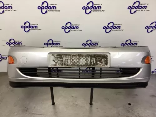 Voorbumper-8216010