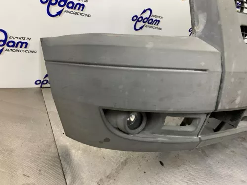 Voorbumper-8236956 (21316228)