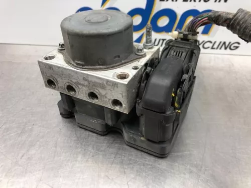 ABS Pomp-7582292 (17030962)