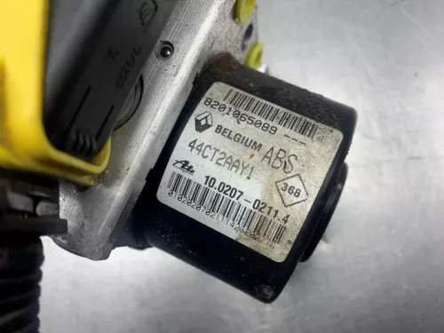ABS Pomp-8187393 (21880086)