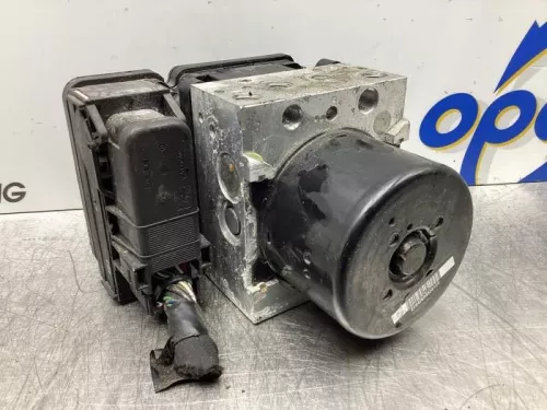 ABS Pomp-7862434 (17993641)