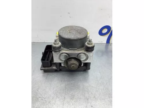 ABS Pomp-7524883