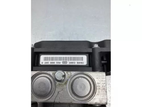 ABS Pomp-7037454 (16954781)