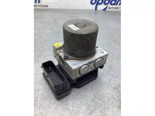 ABS Pomp-7875794 (17880352)