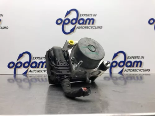 ABS Pomp-8156832