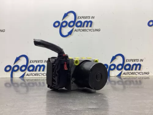 ABS Pomp-8106911