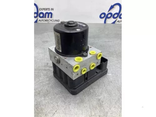 ABS Pomp-7821795 (18017665)