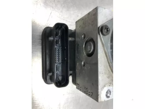 ABS Pomp-6592484 (16662576)