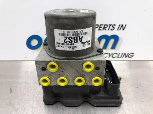 ABS Pomp-6592484 (16662576)