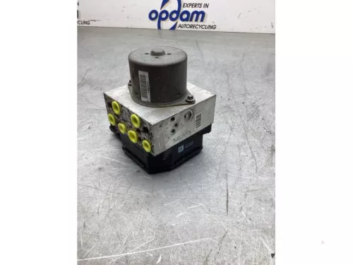 ABS Pomp-8182447 (22560221)