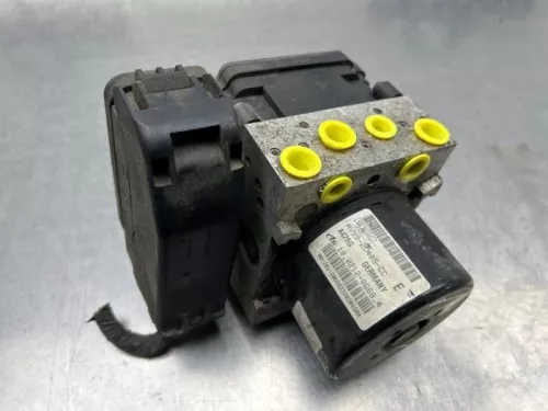 ABS Pomp-8284183