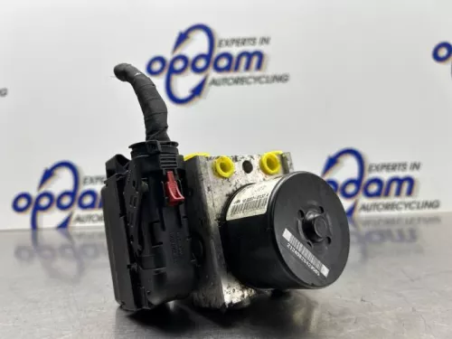 ABS Pomp-8252843