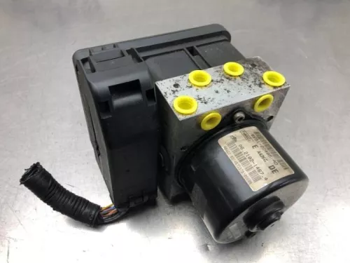 ABS Pomp-8162785 (20440762)