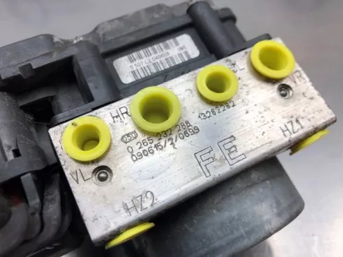 ABS Pomp-8214123 (21245487)
