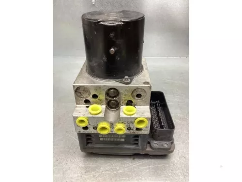 ABS Pomp-7926448 (17927439)