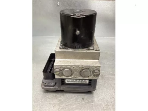 ABS Pomp-7926448 (17927439)
