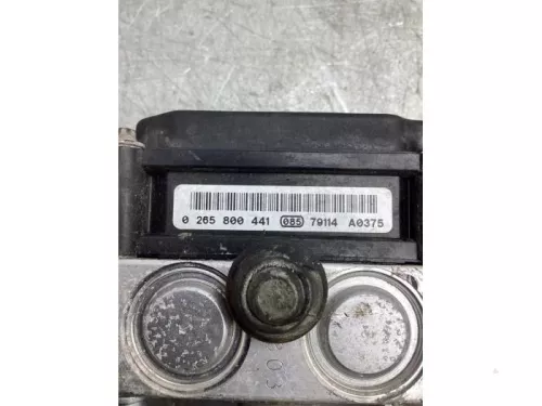 ABS Pomp-7920878 (18592949)