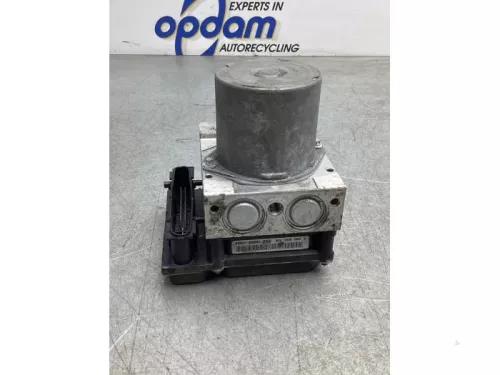 ABS Pomp-7857829 (17868713)