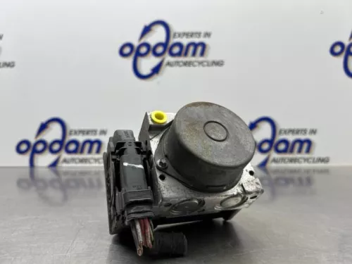 ABS Pomp-8286988 (22083345)