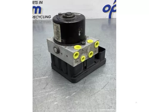 ABS Pomp-5503808