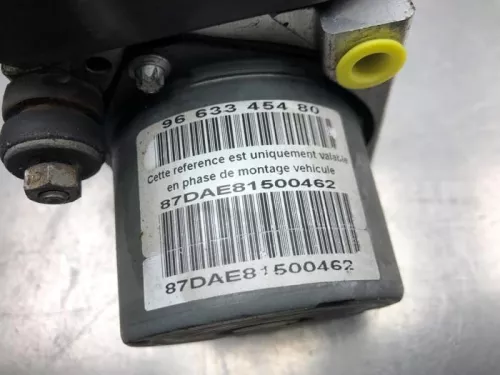 ABS Pomp-8234013 (21304443)