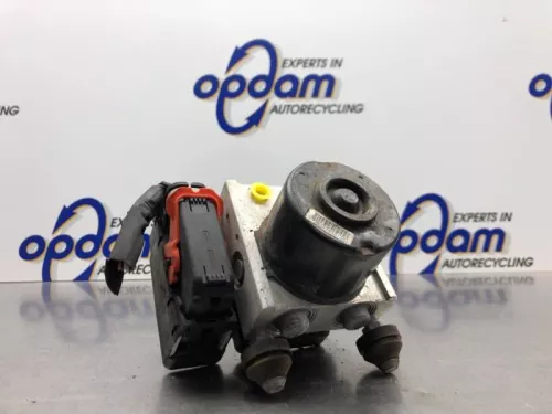 ABS Pomp-8234785