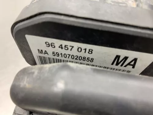 ABS Pomp-8275508 (21866518)