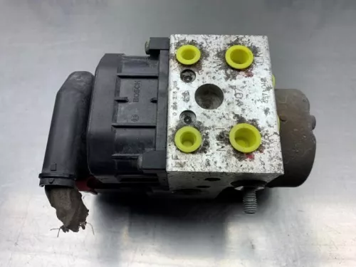 ABS Pomp-8275508 (21866518)