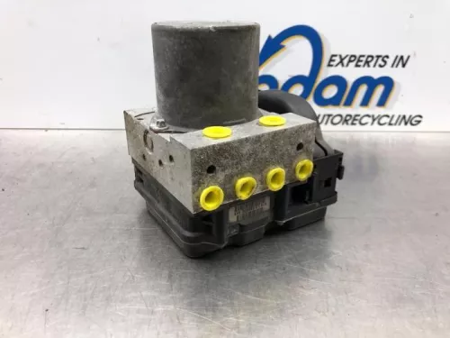 ABS Pomp-7715753