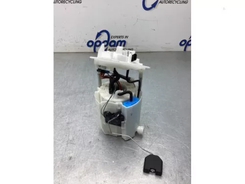 Benzinepomp-8253444