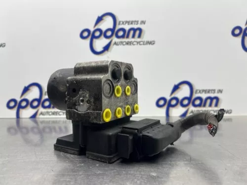 ABS Pomp-8229255 ABS Pomp-8229255